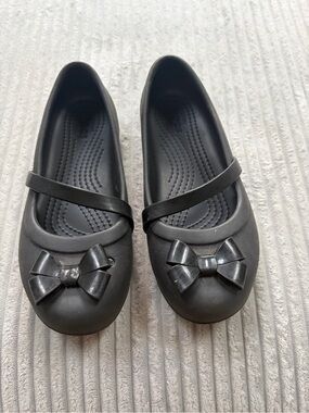 Classic Kids Black Crocs with Bow